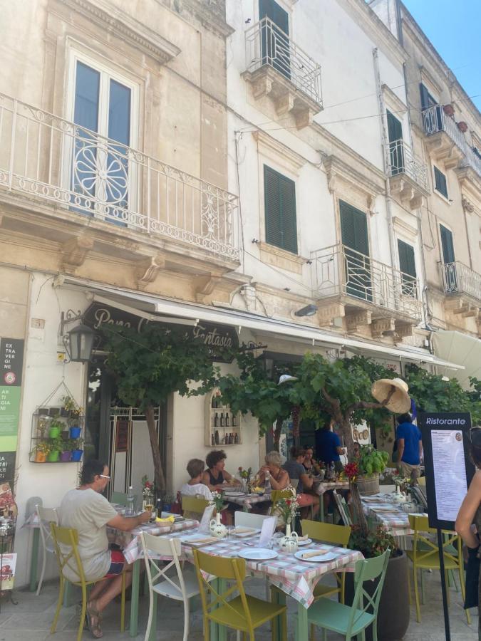 Palazzoliva - Luxury Boho Chic Guest House In The Historic Heart Of Мартина-Франка Экстерьер фото