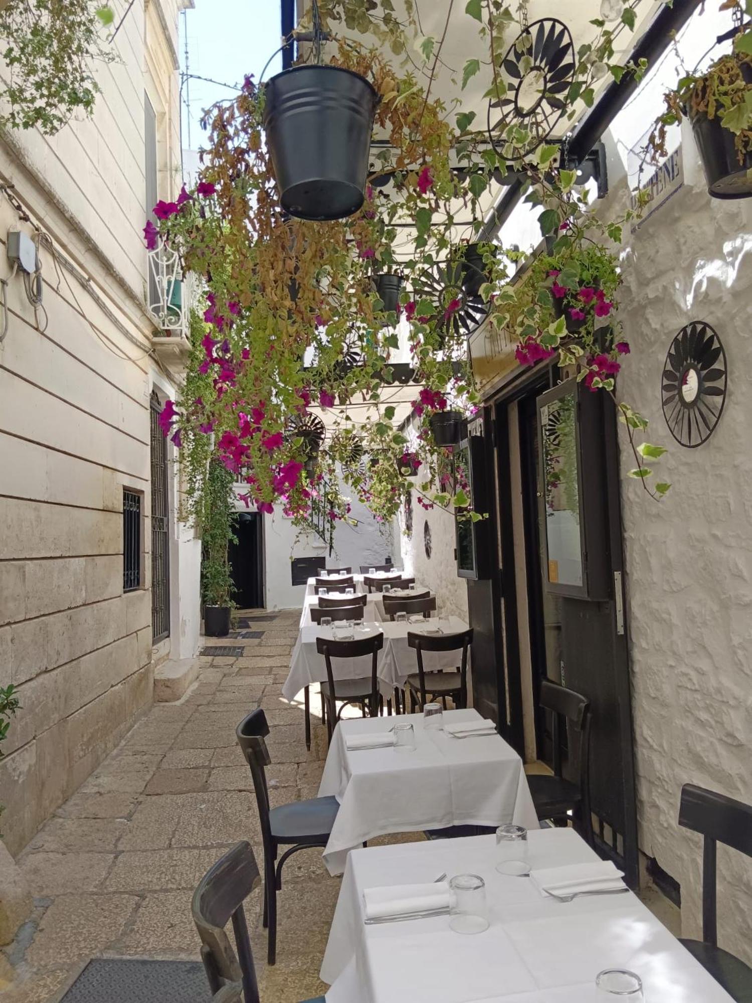 Palazzoliva - Luxury Boho Chic Guest House In The Historic Heart Of Мартина-Франка Экстерьер фото