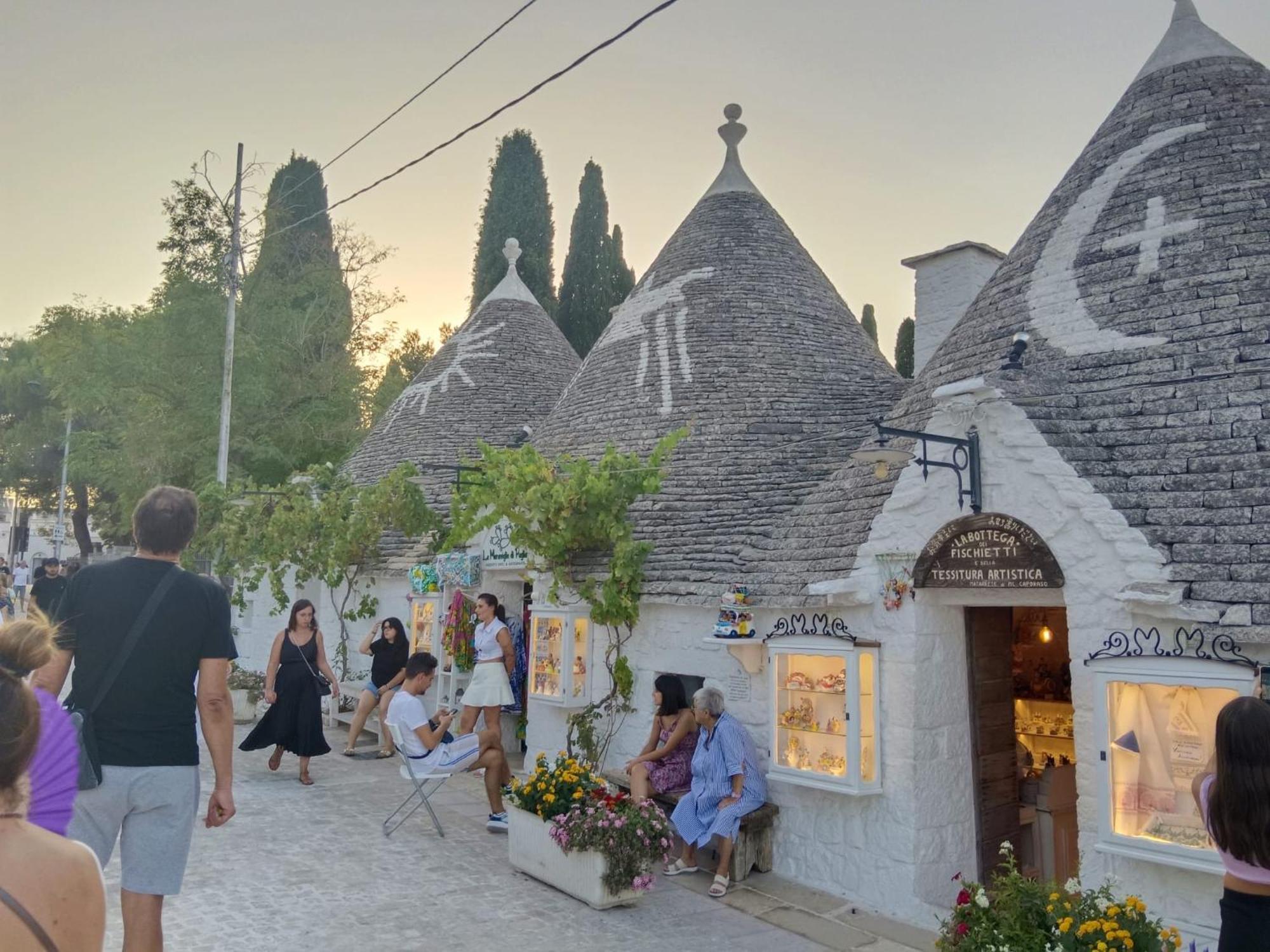 Palazzoliva - Luxury Boho Chic Guest House In The Historic Heart Of Мартина-Франка Экстерьер фото