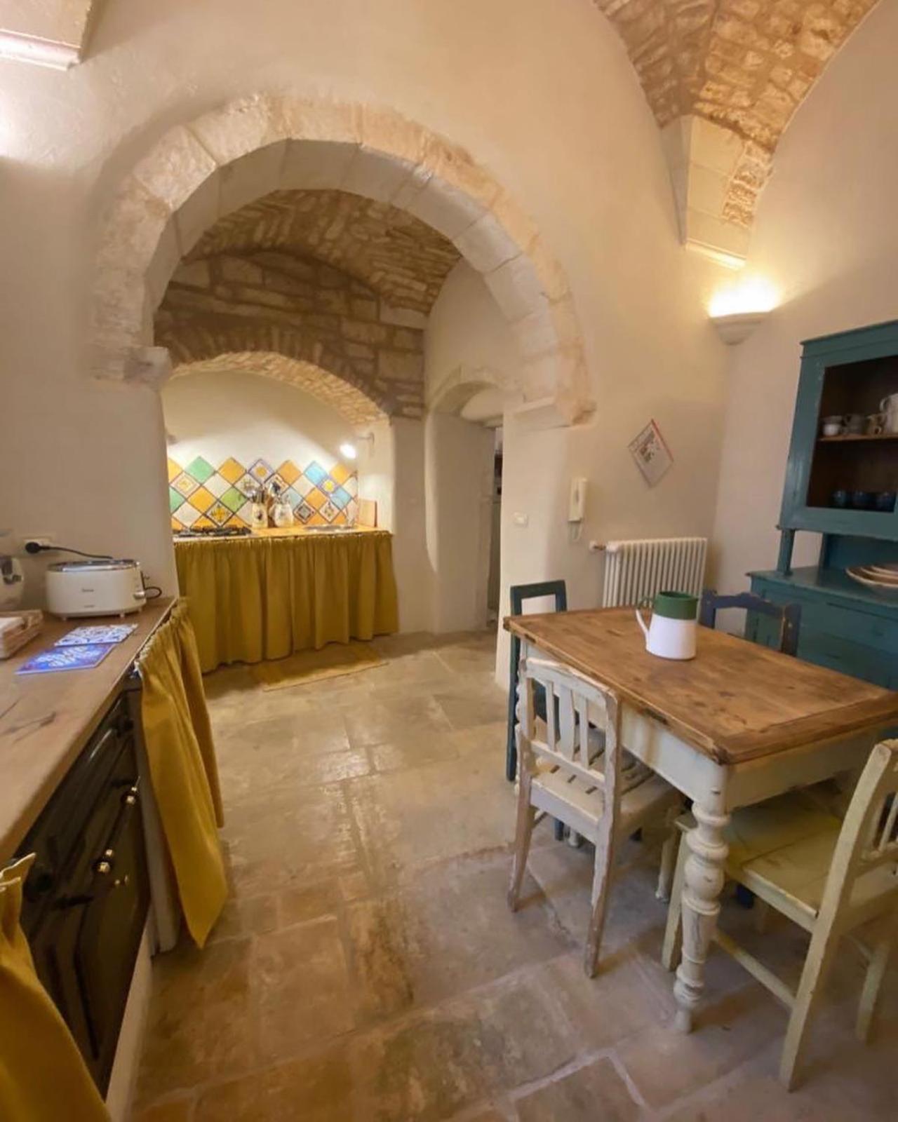 Palazzoliva - Luxury Boho Chic Guest House In The Historic Heart Of Мартина-Франка Экстерьер фото