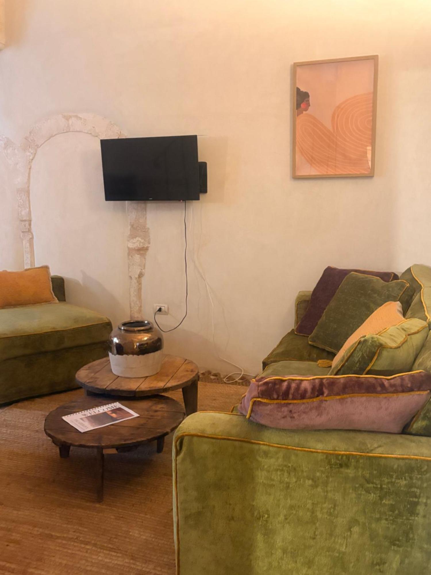 Palazzoliva - Luxury Boho Chic Guest House In The Historic Heart Of Мартина-Франка Экстерьер фото